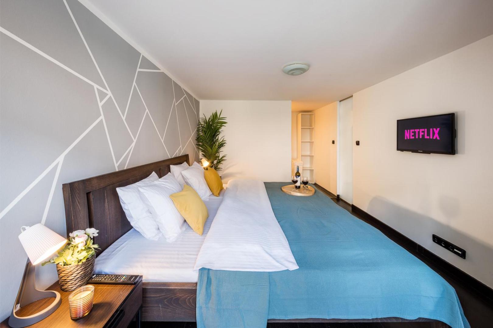 Apartments With Large Balcony, Parking Prague Praga