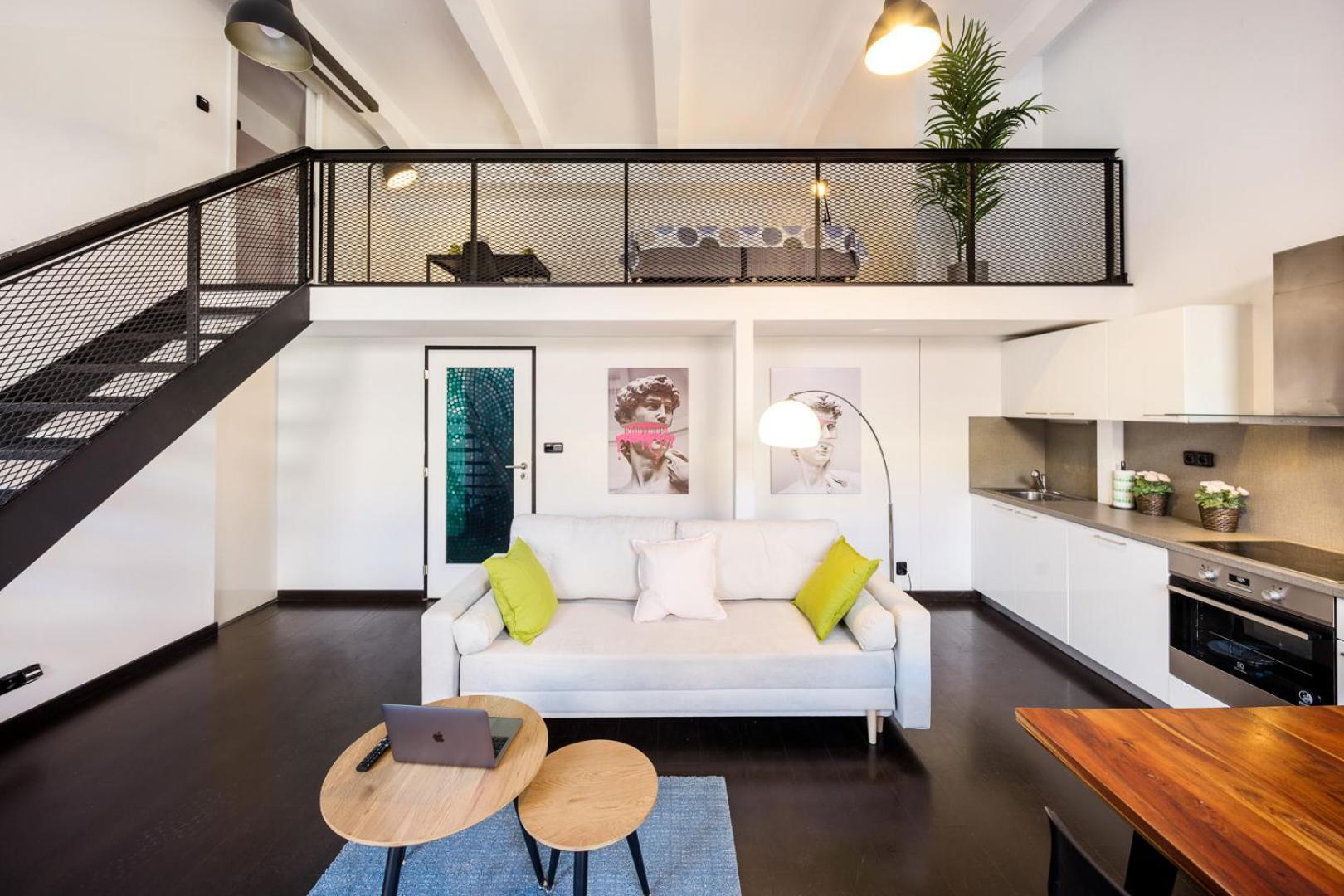 Apartments With Large Balcony, Parking Prague Apartment *